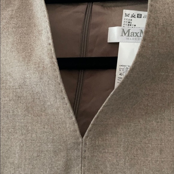 EUC Beautiful MaxMara Dress - 100% Virgin Wool - 8 - Cap Sleeves, V-Neck, Sheath - Picture 7 of 11